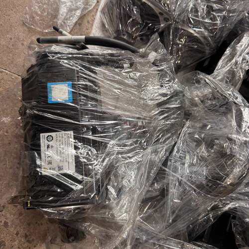 维修R88M-1L1K030C-BS2，1. 0kw，380V，，，欧姆龙伺服电机带?