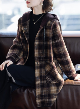 妈妈春秋外套连帽中长款大衣中老年人女士上衣服洋气时尚2025新款