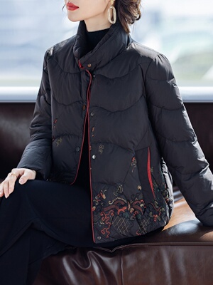 中老年人冬装女羽绒服50岁60妈妈款加厚外套衣服洋气时尚2025新款