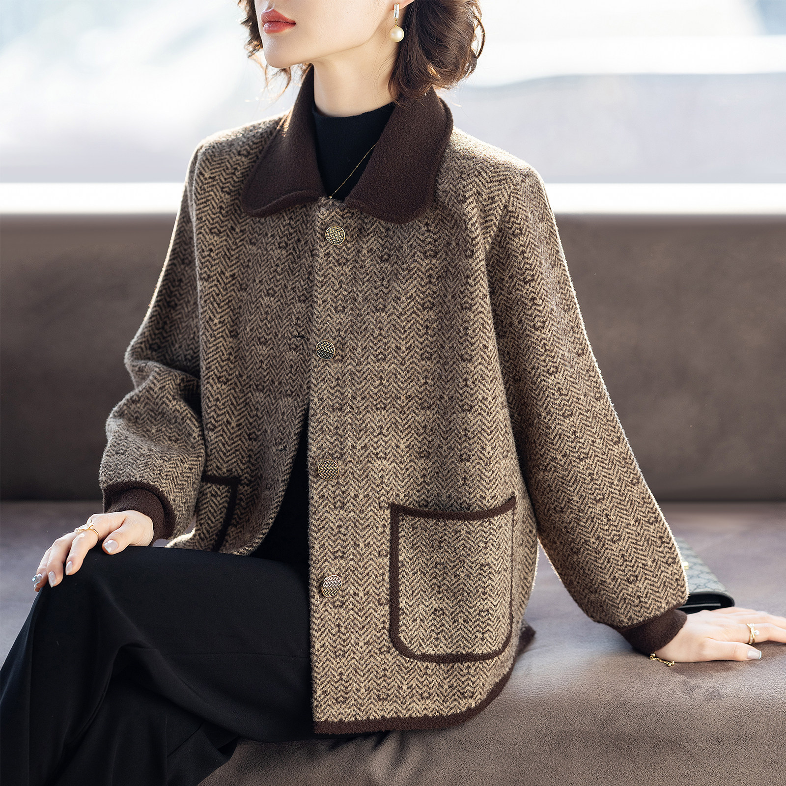 50岁妈妈春装外套时尚洋气2026新款中老年人女春秋上衣服夹克开衫