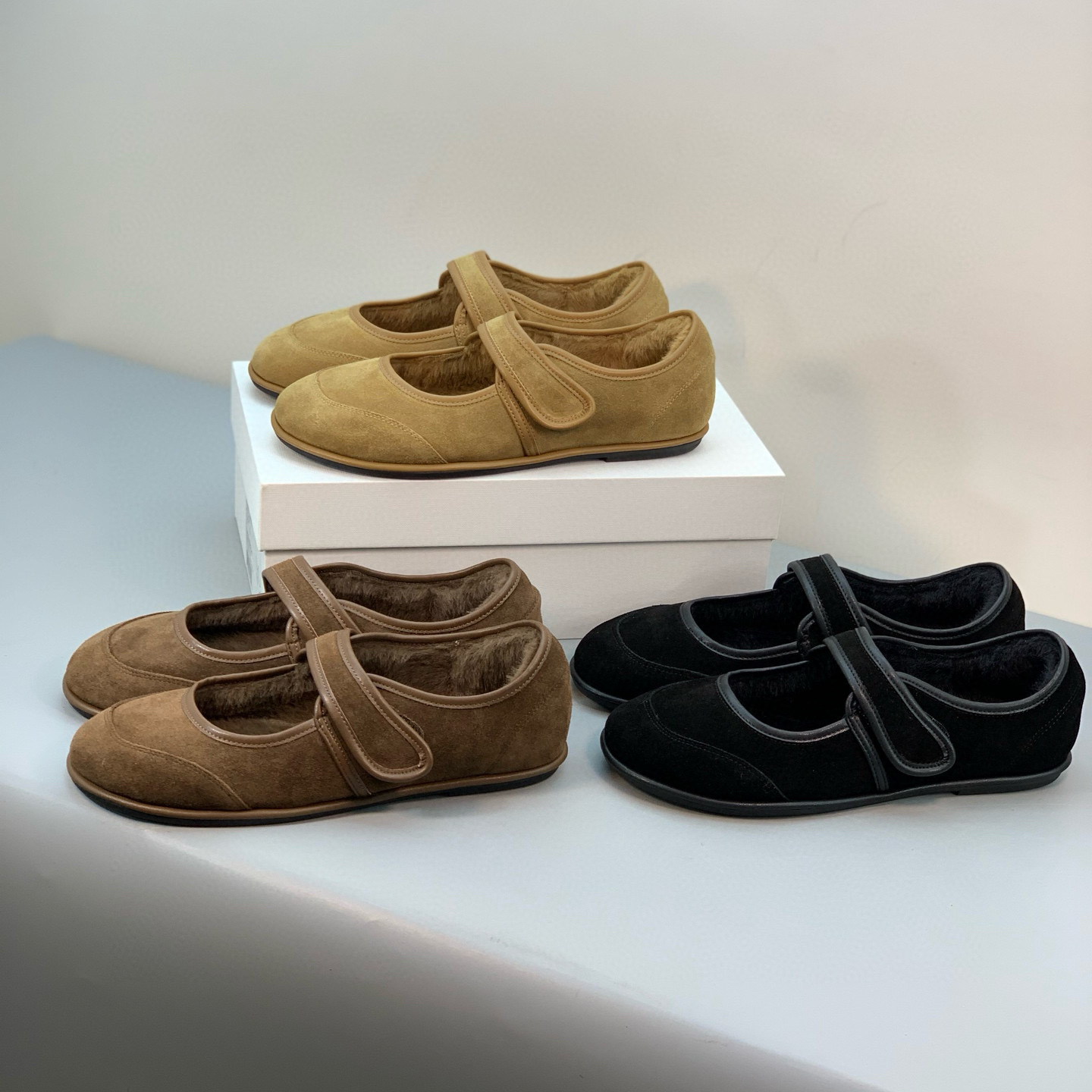 单鞋冬季加厚纯羊毛胎牛绒羊毛鞋圆头平跟一字带保暖毛毛玛丽珍鞋