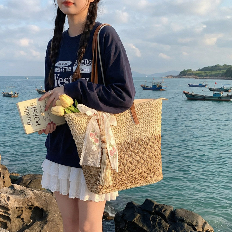 夏季草编包高级感编织包2026新款沙滩海边度假大容量菜篮子托特包