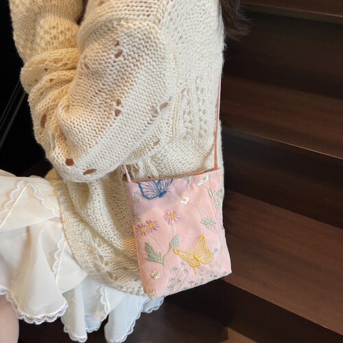 国风刺绣手机包包女高级感水桶包