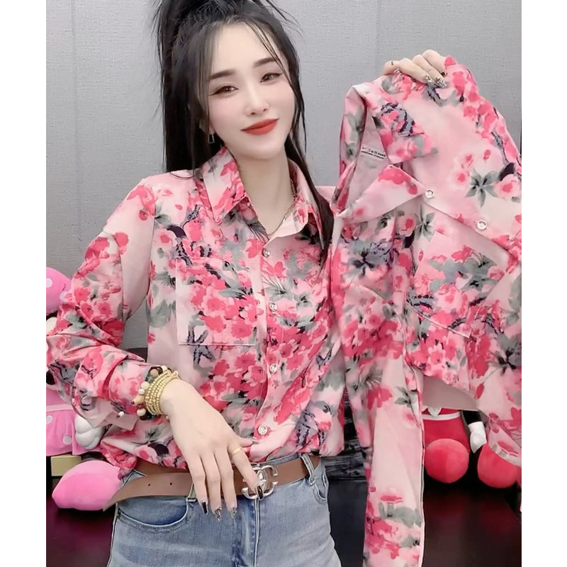 时尚百搭洋气减龄樱花衬衫女潮小众个性碎花衫2023早春新款欧洲站