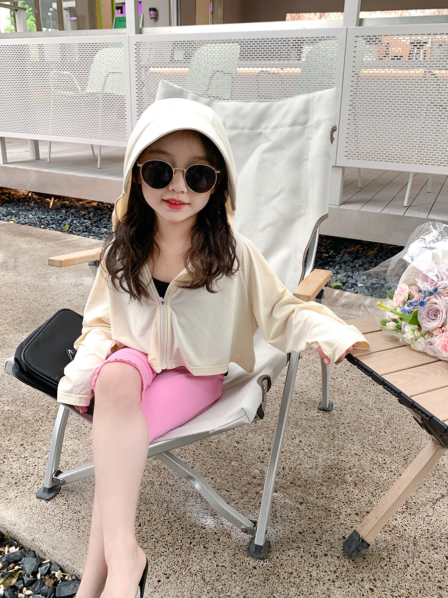 소녀의 태양 보호 의류 2024 여름 새 스타일 어린이의 경량 후드 태양 보호 재킷 유행  스타일 루즈 탑
