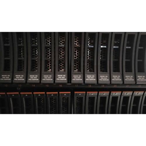 IBM V7000 00AR326 00AR397 00AR479 00WY598 900G