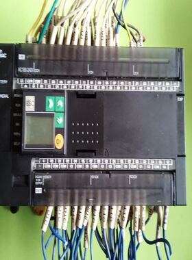 可编程控制器PLC CP1L-M60DR-A+CP1W-DAM01数据访问模块