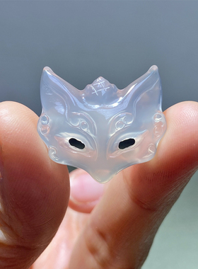 天然玛瑙玉髓狐狸吊坠