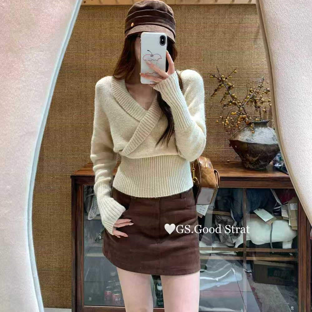 净色V领套头毛衣简约落肩袖针织