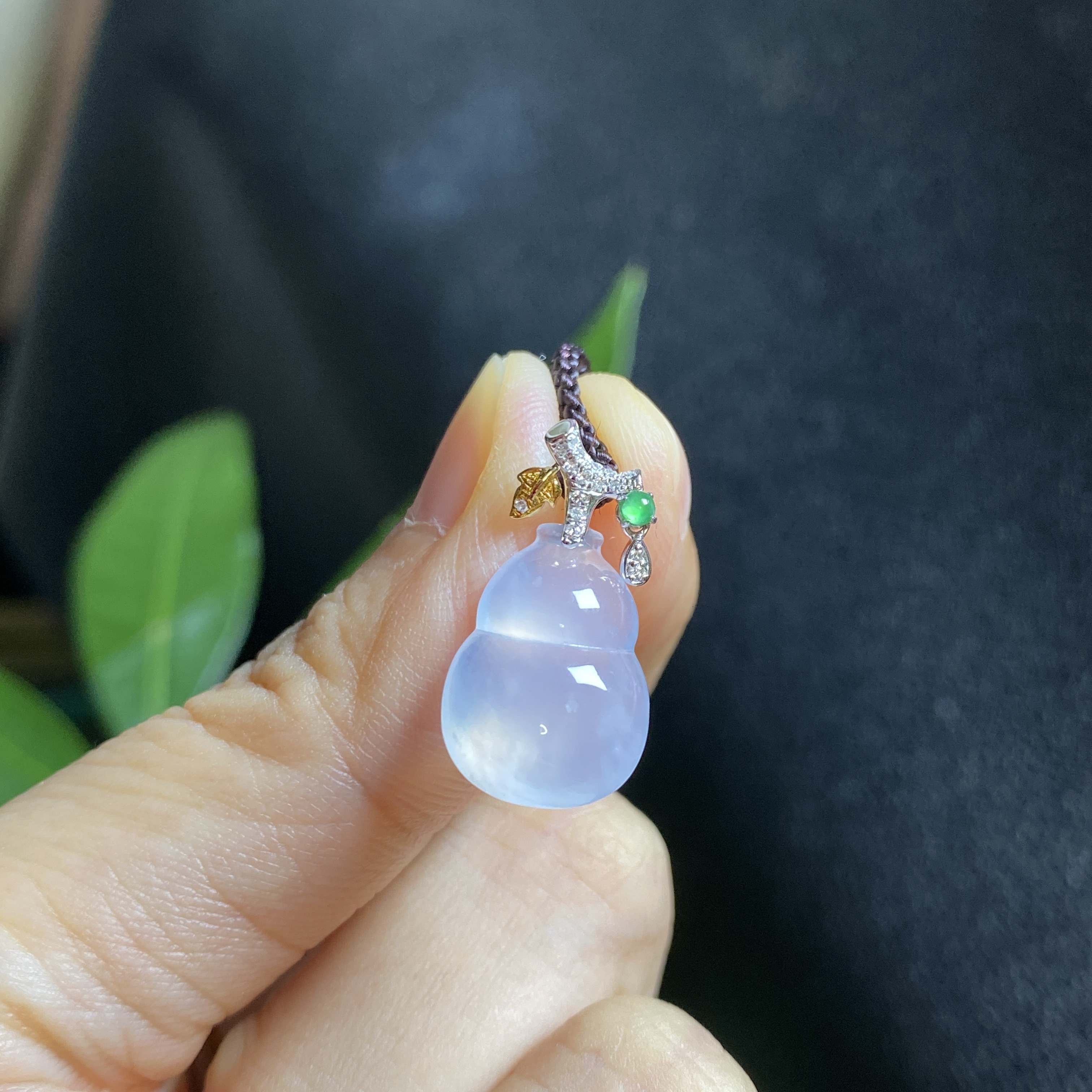 缅甸天然翡翠高冰种起胶纯白色小葫芦挂件18k金镶嵌玉石吊坠 0274
