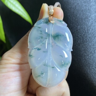 0537 掌中翠翡翠A货18k金镶嵌冰种飘花饱满叶子金枝玉叶吊坠