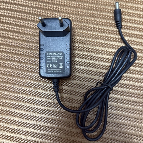 12V3A欧规电源适配器5V6V9V12V1A2A3A欧标EU圆脚插头CE FCC电源线