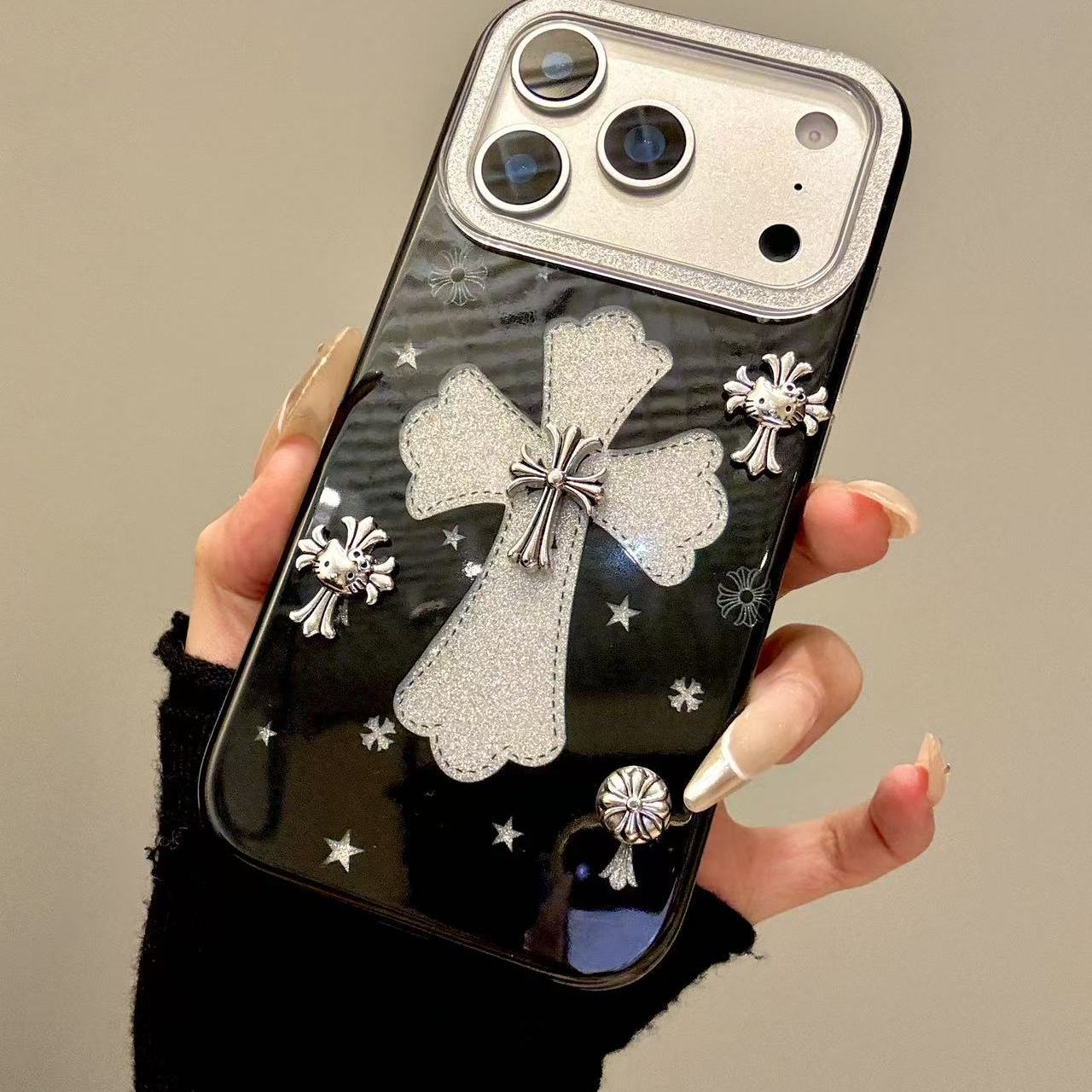 小众ins黑底闪粉立体十字架猫咪适用ihone17promax苹果16手机壳15唯美小清新创意防摔保护壳