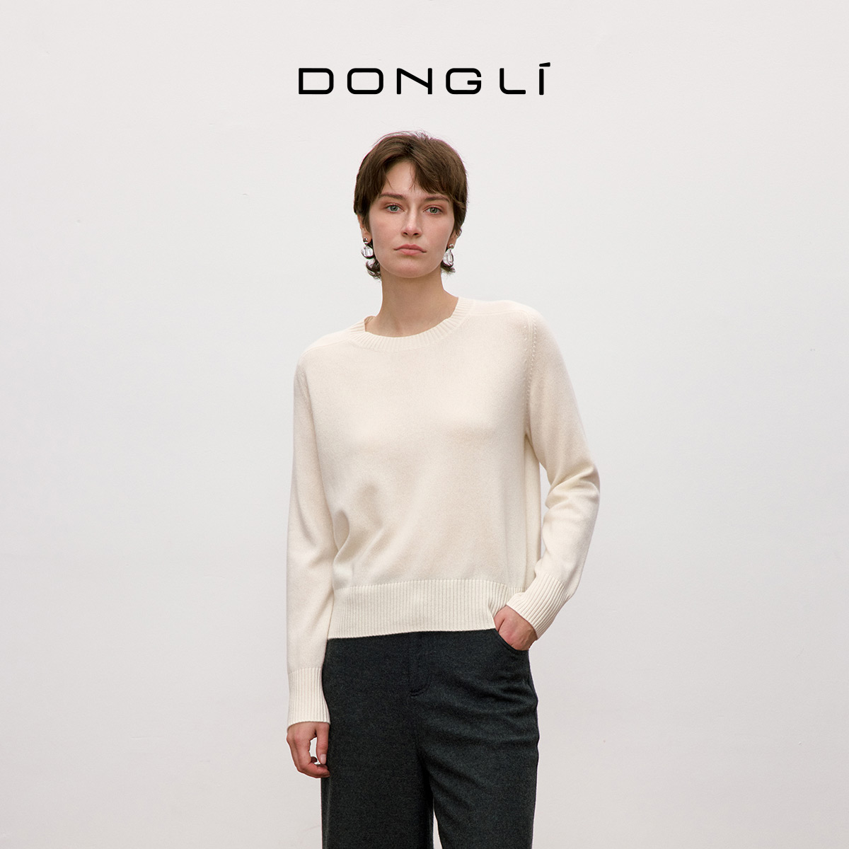 东黎小山羊绒圆领长袖打底衫