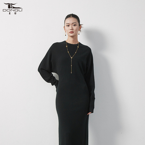 东黎 溯源款 山羊绒女士春秋季优雅蝙蝠袖长裙针织长袖连衣裙3540