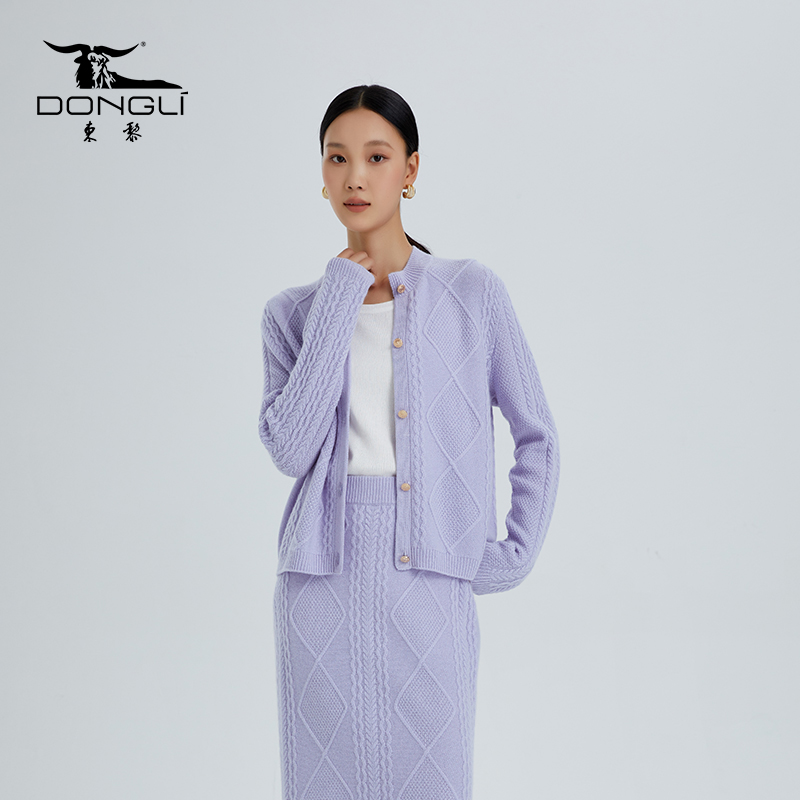 东黎山羊绒绞花羊绒针织开衫毛衣