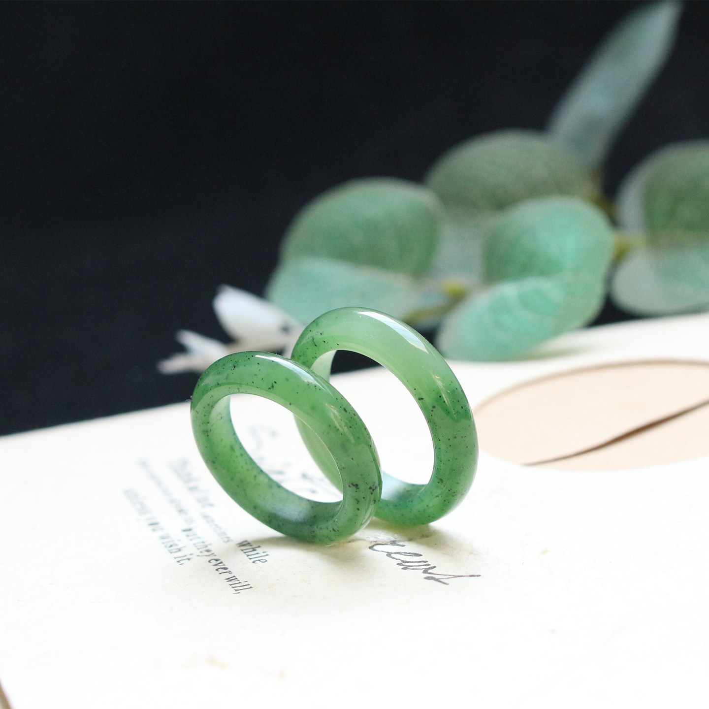 简约时尚和田玉碧玉圆戒指