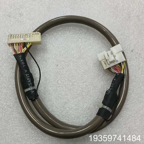 JUKI机器人连接线，型号L819E2210A0，正议价