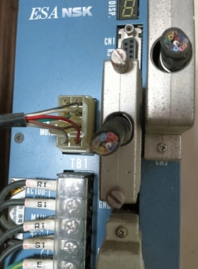 出来自品牌NSKESA系列驱动器，主要颜色为蓝色和灰色相间 议价