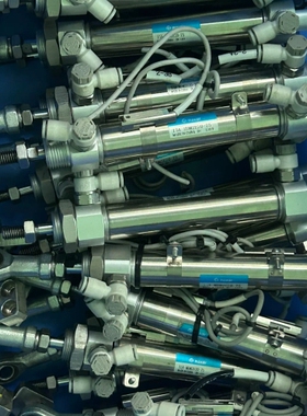 maxair气缸，型号15A-MDM2E20-75， 议价