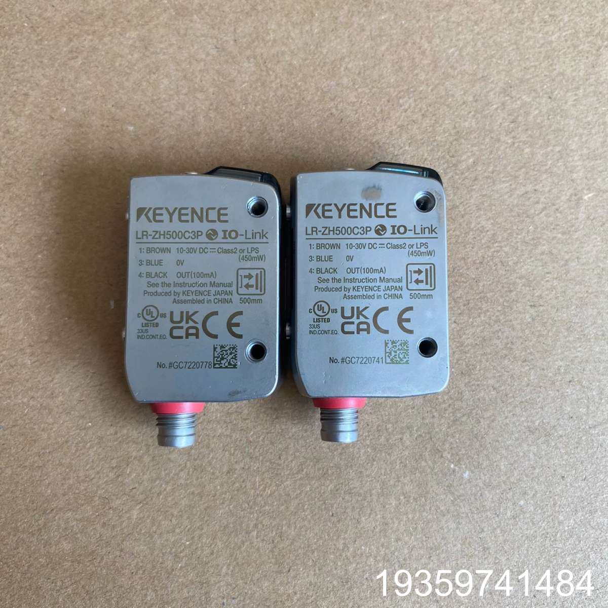 基恩士激光传感器，型号LR-ZH500C3P，，功议价