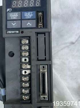 伺服驱动器RYS401S3-VVS-ZA9，少了电池跟盖议价