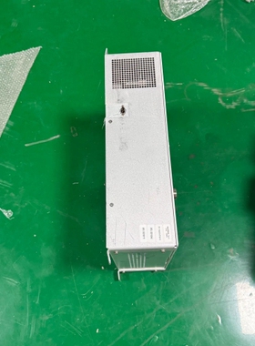 议价：出售一台射频电源设备，型号为853-207868-001。设