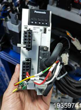 A6伺服电机400W，驱动型号MBDLN2SSE，电机：议价