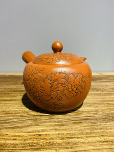 陶壶 白峰刻朱泥雕刻葡萄侧把急须壶 日本常滑烧已故匠人 玉泉作