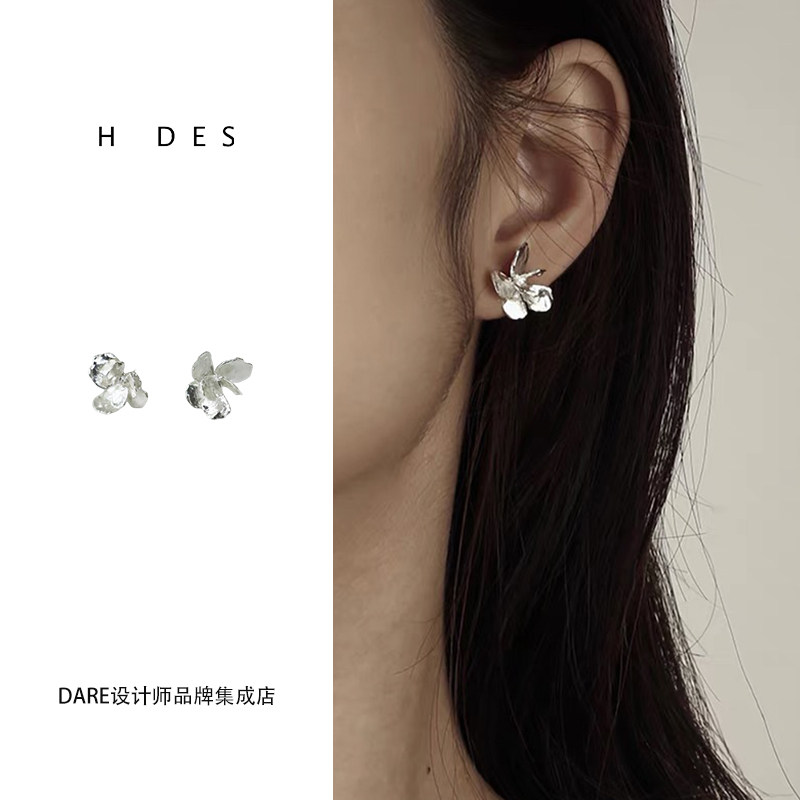 DARE买手店 HDES 纯银做旧花朵小耳钉简约百搭小众设计高级感首饰,饰品/流行首饰/时尚饰品新,耳钉,淘宝优惠券,粉丝福利购,淘宝优惠卷