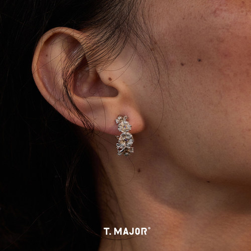 Dare买手店 T.MAJOR绽放立体曼陀罗花金色花蕊小圆环耳环通勤耳饰