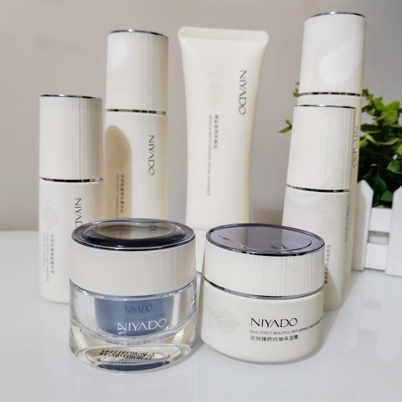 丽雅堂疗伤绒毛花蓝铜肽套装舒敏修护面奶嫩肤水乳霜精华液BB眼霜