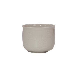 渌水山房 定州白瓷 定窑牙白釉刻绘郁金香纹饰撇口香茗杯