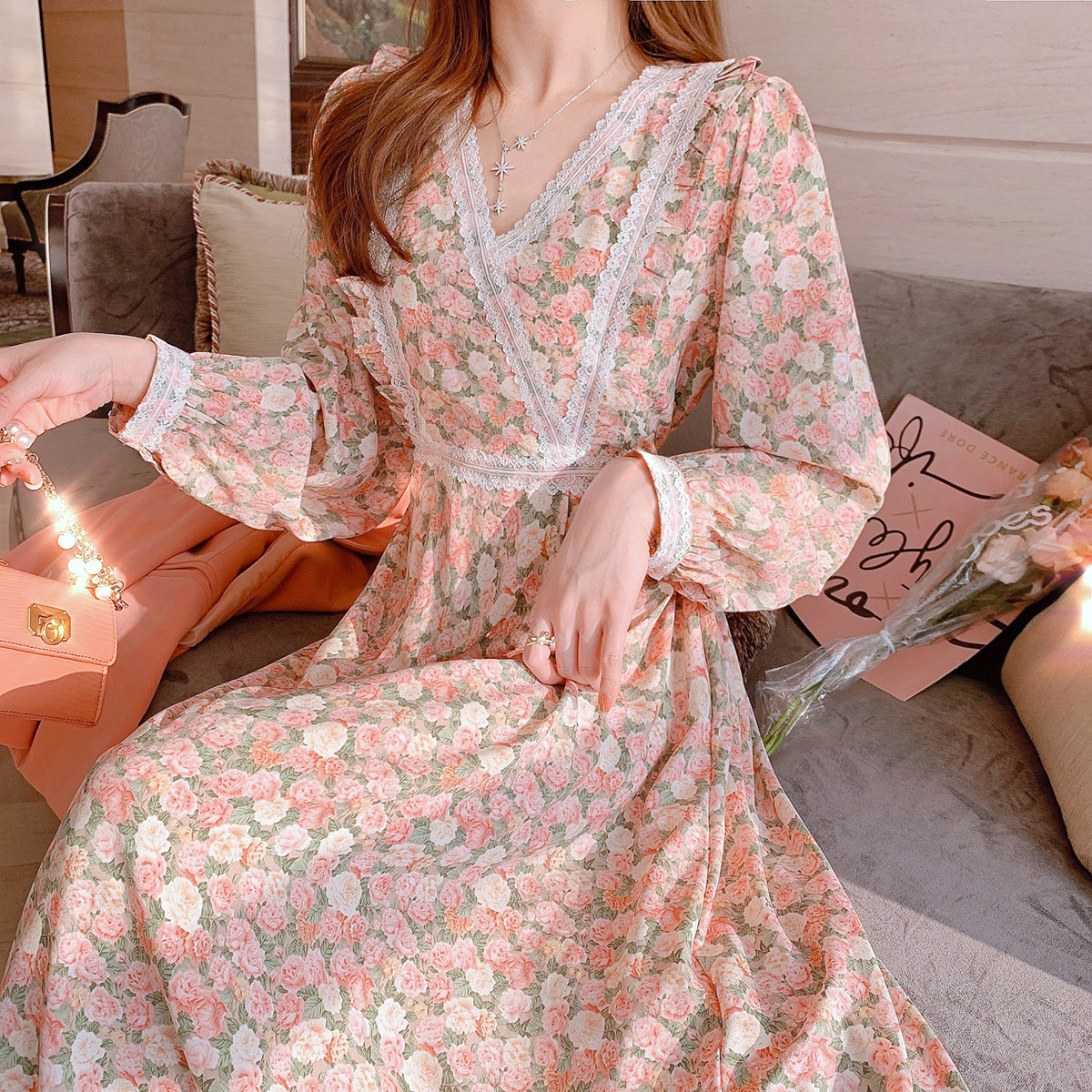 张心子「邻家姐姐」碎花雪纺连衣裙春款2021新款女法式长裙茶歇裙
