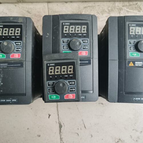 议价上海变频器ZVF300-G2R2T4SZVF300G2R2T4SZVF300G2R2T4S