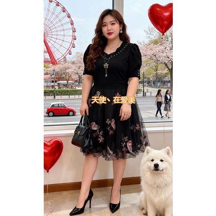 时尚V领钉珠黑色碎花拼纱大码短袖连衣裙显瘦胖妹妹夏季新款女装