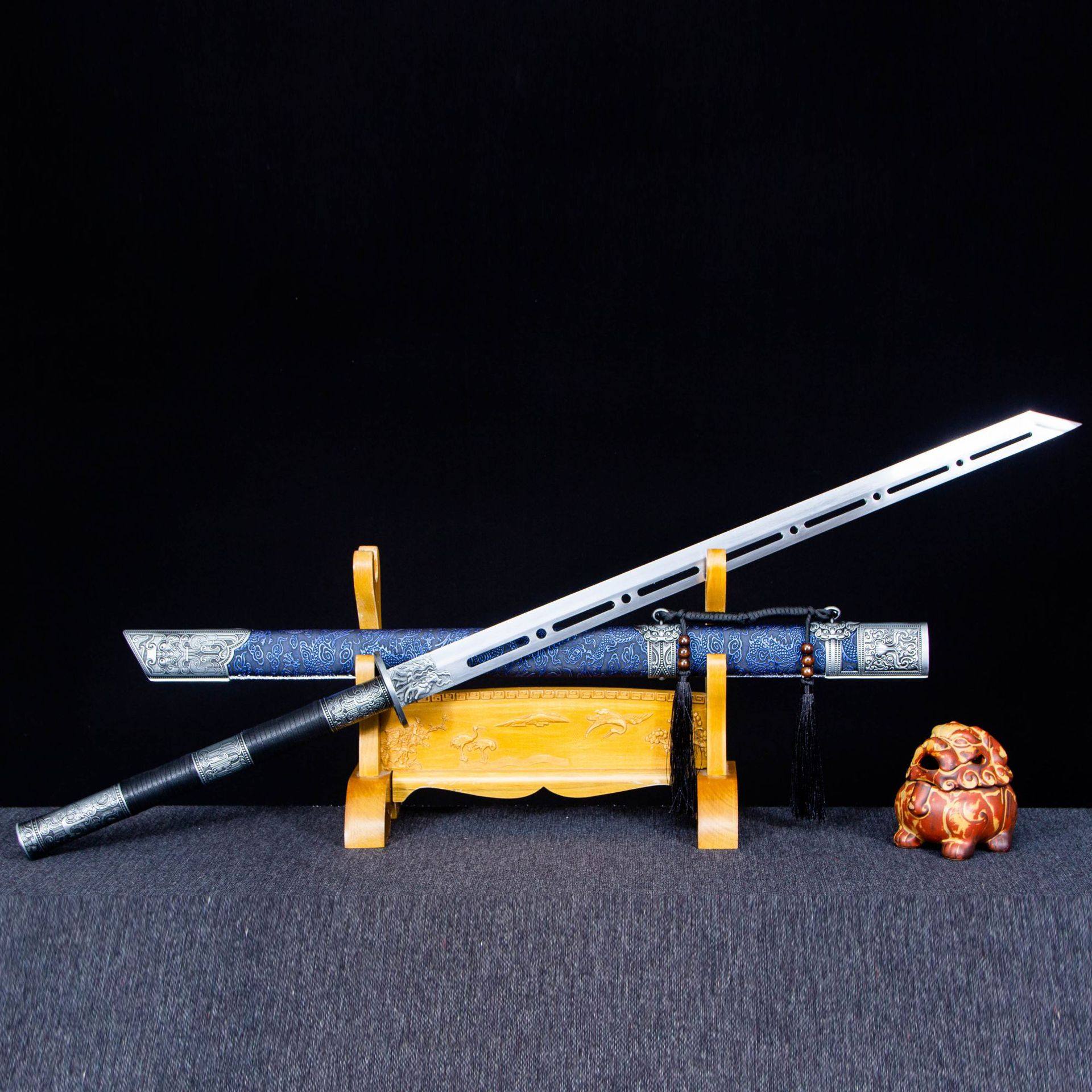 龙泉市刀剑高锰钢手工锻打康熙战刀双手刀影视硬宝剑唐横刀未开刃,特色手工艺,剑袋,淘宝优惠券,粉丝福利购,淘宝优惠卷