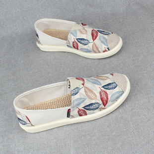 轻便舒适软底透气老北京布鞋女春秋新款妈妈一脚蹬休闲女款渔夫鞋