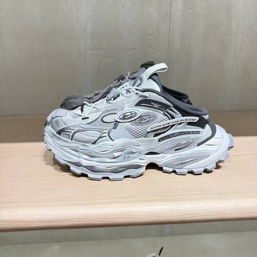 安踏SVStrataVerse厚底老爹鞋