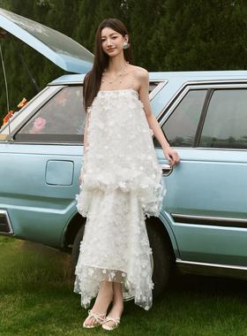 【张佳宁 黄梦莹同款】Three Quarters 25SS白色剪花吊带连衣裙