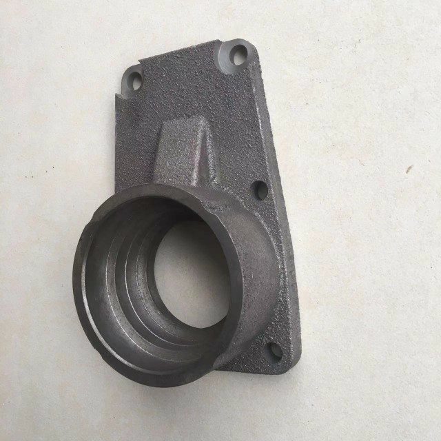 新源轮胎挖掘机配件胶轮C75W挖机械原装加强变速箱上传动箱连接块