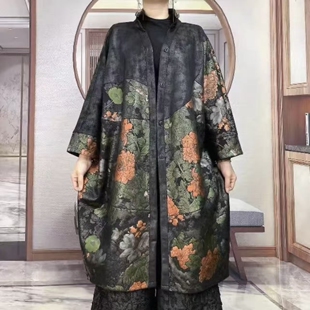 892鹿皮绒外套中老年女装大码200斤遮肉显瘦中长款风衣
