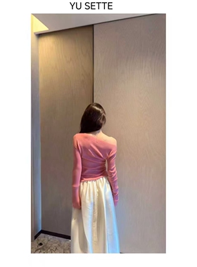 遇儿推荐【扬子纱天花板~无缝0压感一字领针织】气质上衣20250151