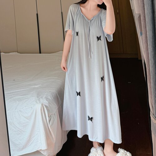 加大码胖mm200斤宽松遮肚纯欲风睡裙女夏立体蝴蝶结家居服带胸垫