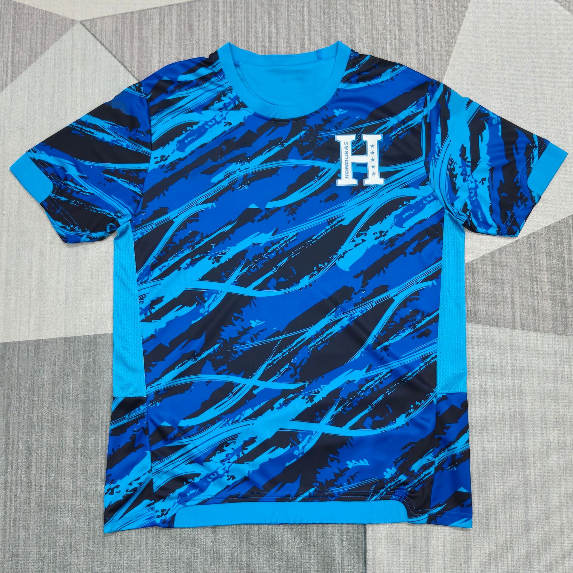 洪都拉斯彩兰短袖足球训练服球衣男2627速干运动服上衣定制印号字