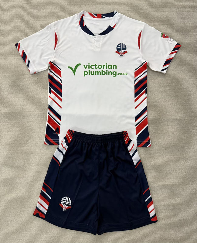 博尔顿白色短袖球衣套装男2526冷门新款足球服定制印号字速干队服