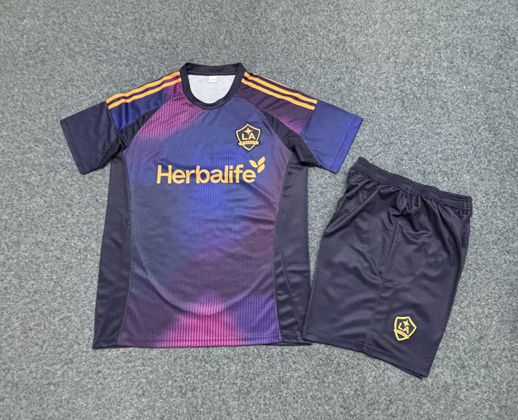 银河队冷门短袖球衣渐变紫足球训练服男2526新款套装定制运动比赛