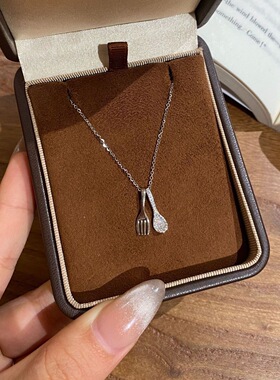 S925银叉子勺子项链轻奢小众设计感满钻锁骨链2026新款送女友礼物