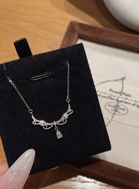 S925银在逃公主项链轻奢小众设计感水滴吊坠锁骨链送女友生日礼物