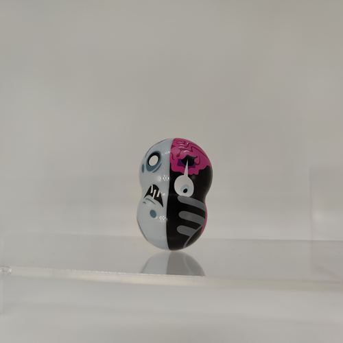 万代转转花生不倒翁coonuts天赐良机桌面摆件促销现货